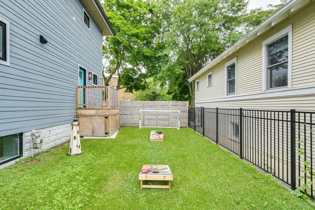 $6,500 | 4727 North Kiona Avenue, Chicago, IL 60630