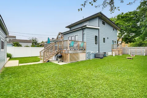 $6,000 | 4727 North Kiona Avenue, Chicago, IL 60630