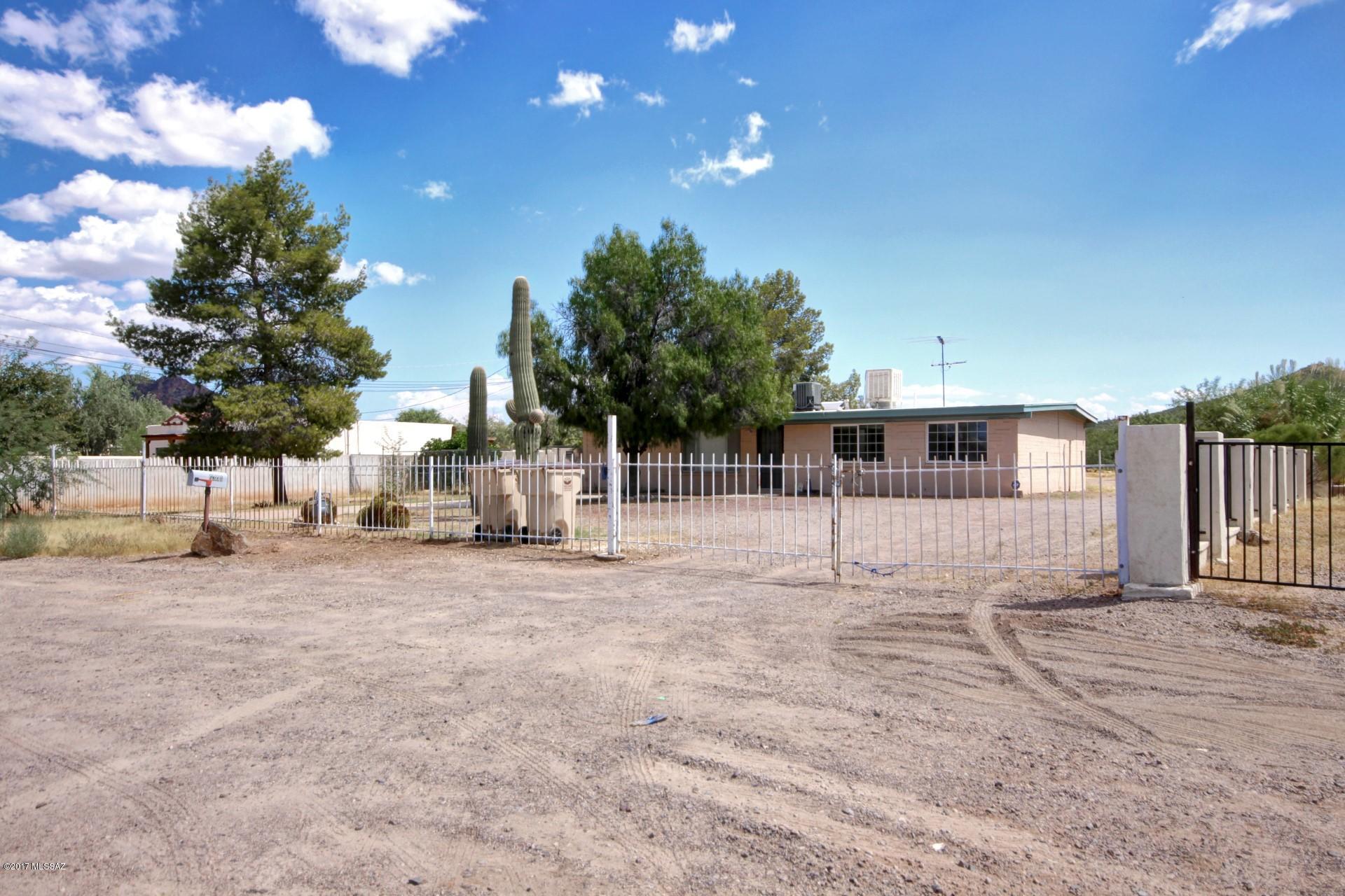 6301 South Mark Road Tucson, AZ 85757 - Photo 1 of 30 Gallery Image 1
