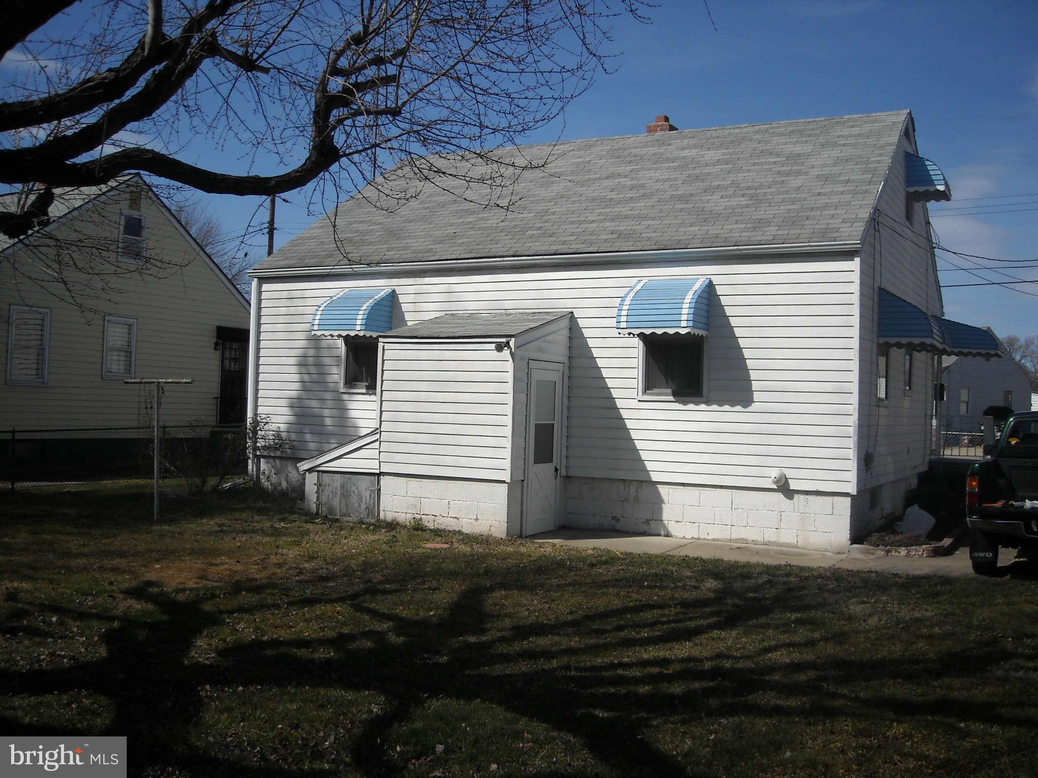 823 South Woodlynn Road Baltimore, MD 21221 - Photo 23 of 23 Exterior (Rear)