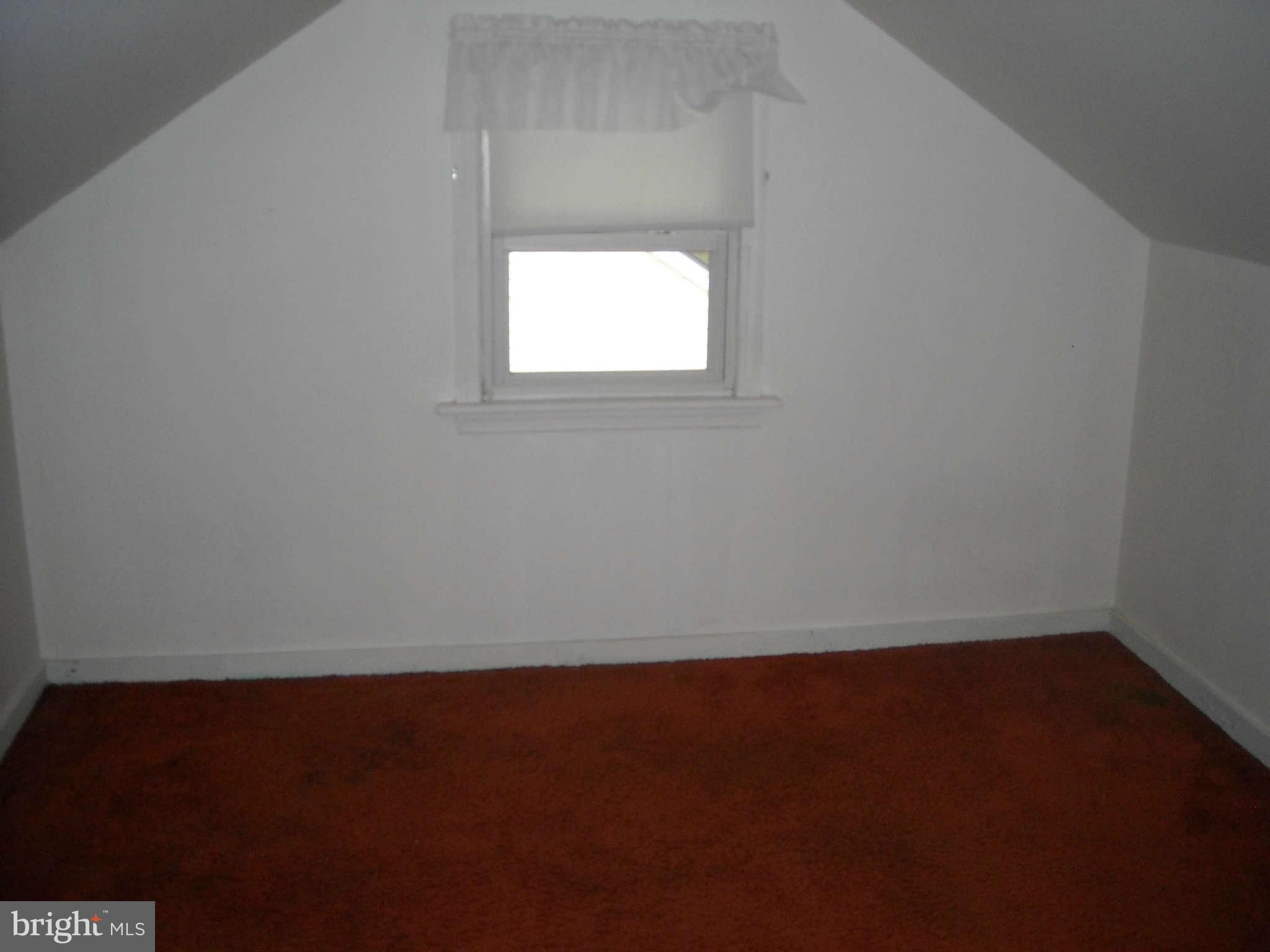 823 South Woodlynn Road Baltimore, MD 21221 - Photo 10 of 23 Bedroom