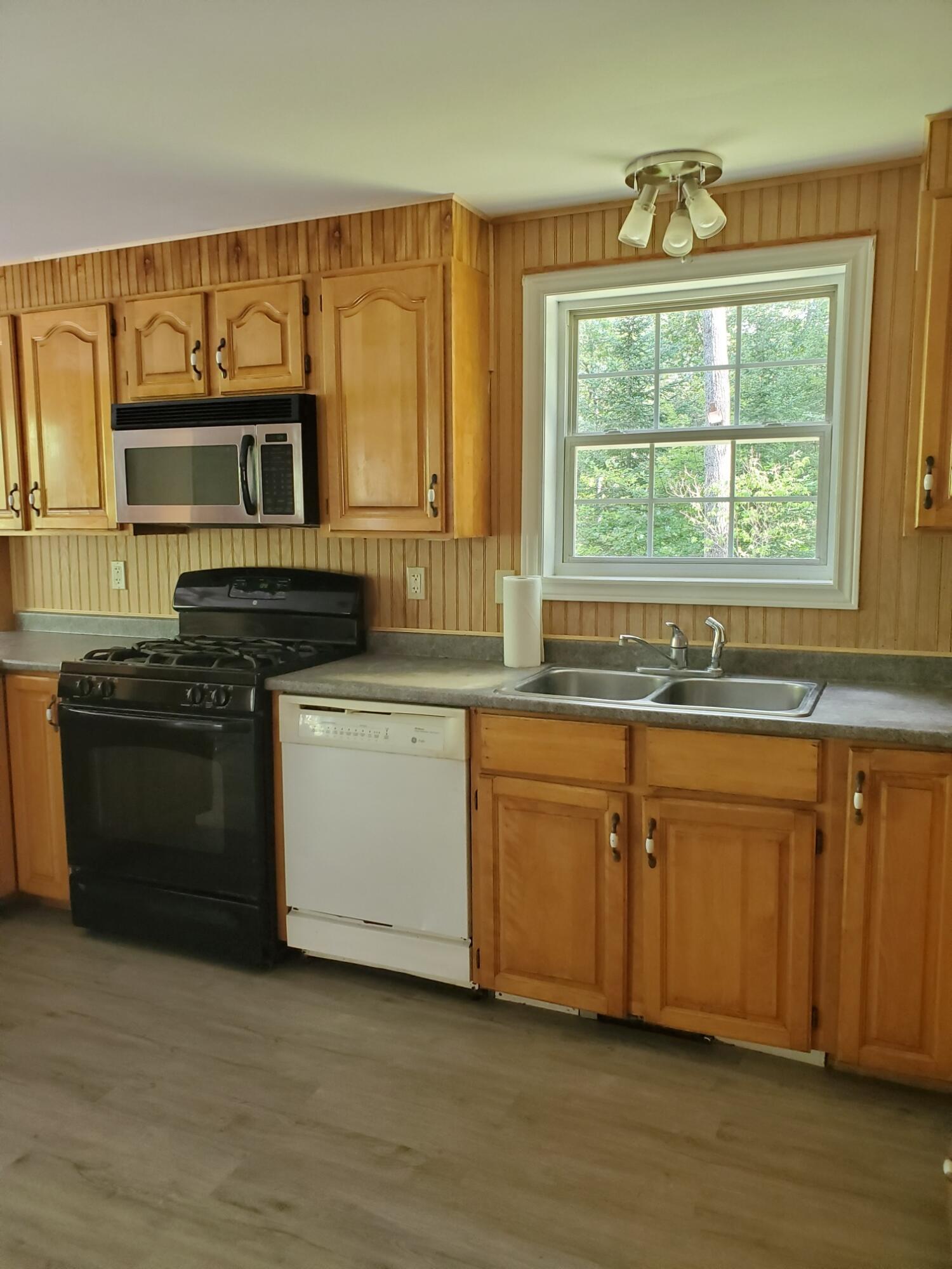 60 Logan Ridge Road Augusta, ME 04330 - Photo 9 of 46 9