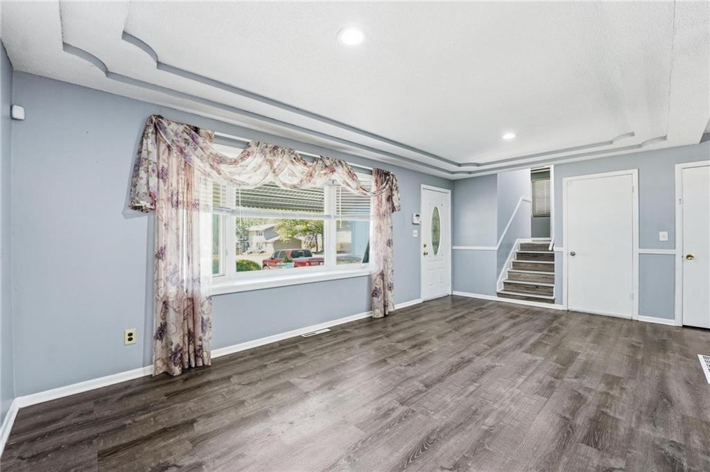 9005 Blue Ridge Boulevard Kansas City, MO 64138 - Photo 14 of 37
