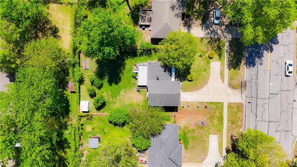 9005 Blue Ridge Boulevard Kansas City, MO 64138 - Photo 6 of 37