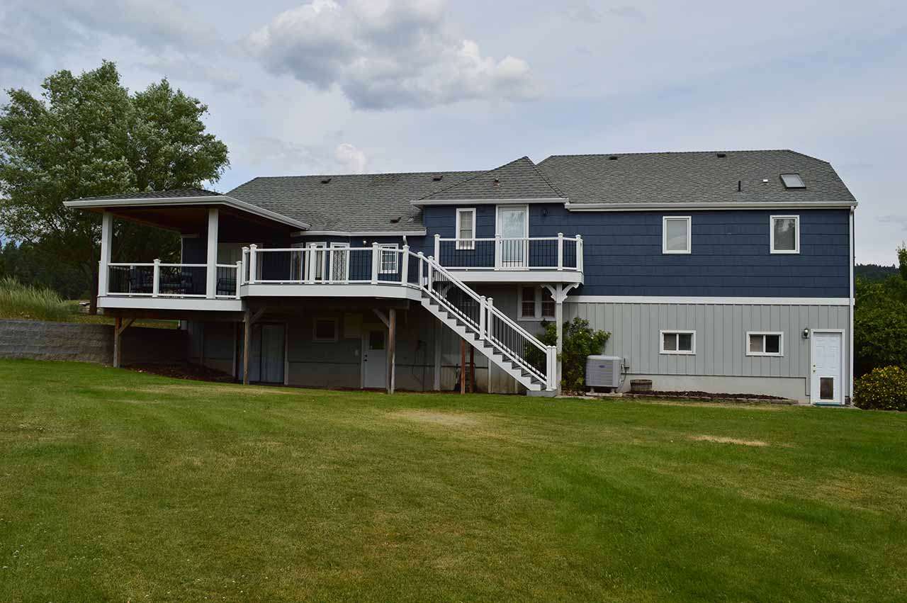 8824 South Hilby Road Spokane, WA 99223 - Photo 2 of 20