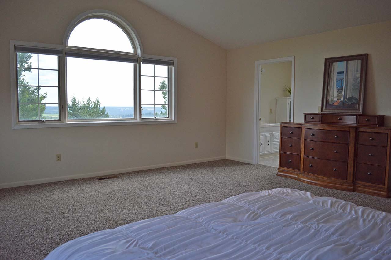 8824 South Hilby Road Spokane, WA 99223 - Photo 12 of 20