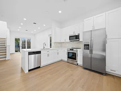 $650,000 | 510 Southeast 7th Street, Unit 401, Fort Lauderdale, FL 33301