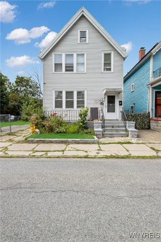 $229,000 | 84 10th Street, Buffalo, NY 14201