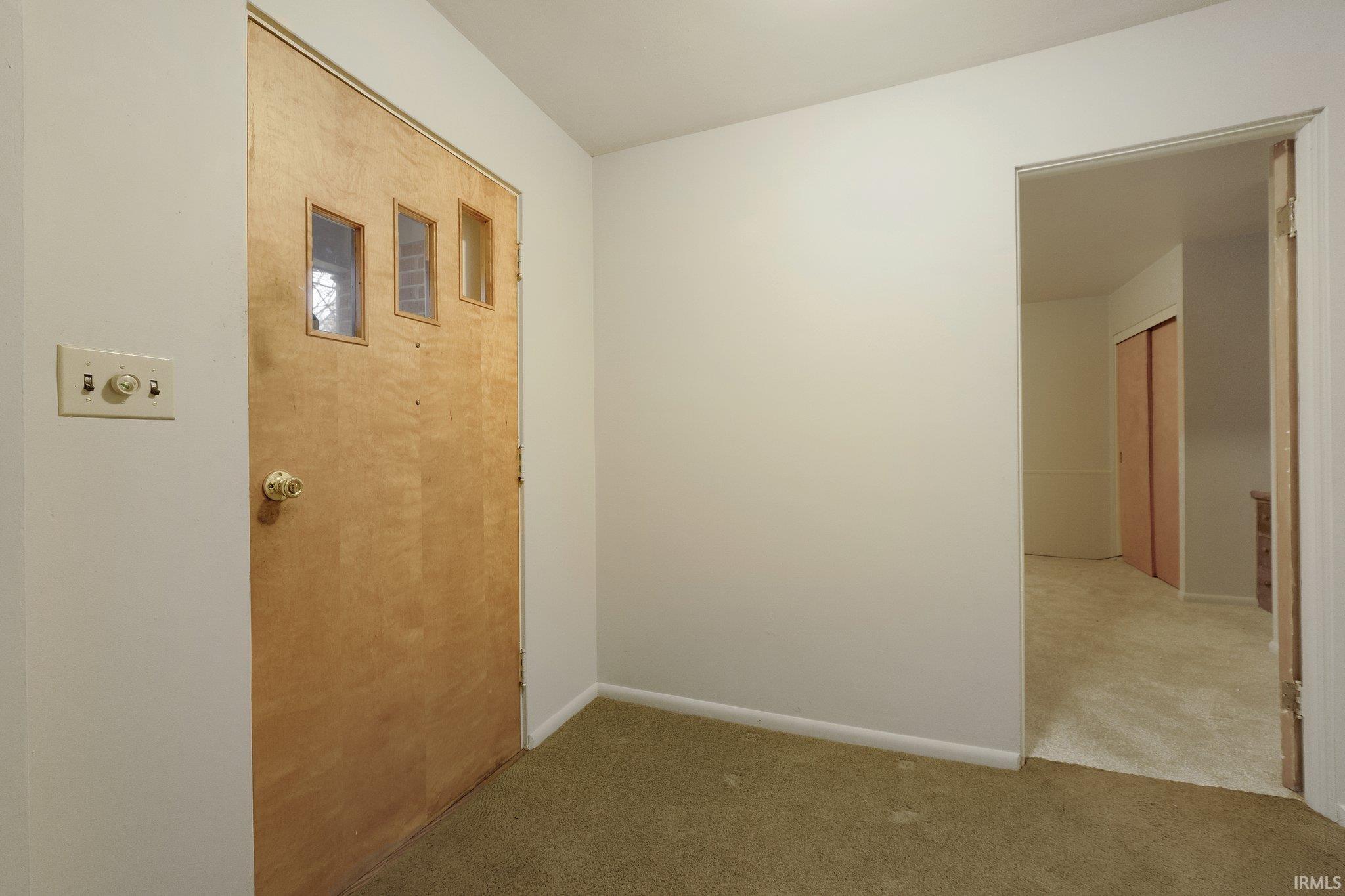 1220 Main Street Rochester, IN 46975 - Photo 4 of 36