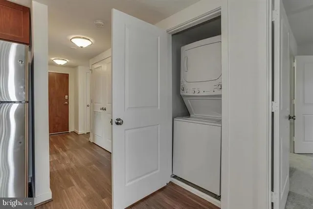 $3,990 | 905 North Jackson Street, Unit 402, Arlington, VA 22201