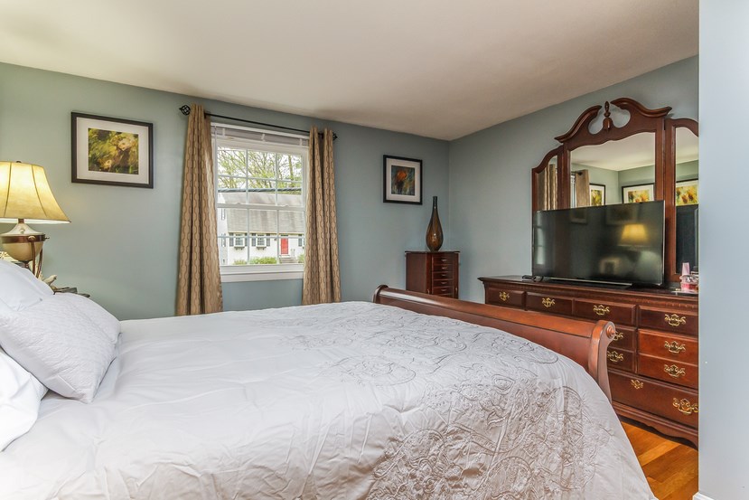 24 Barnesdale Road Nashua, NH 03062 - Photo 26 of 40
