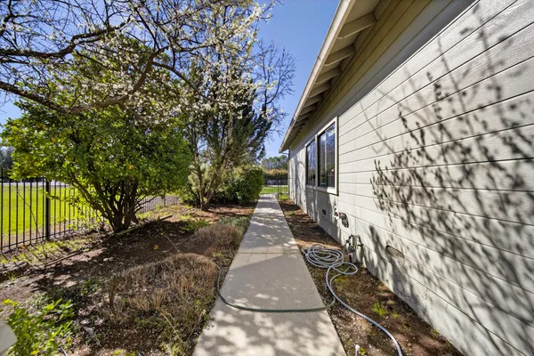 $875,000 | 9509 Quarter Horse Lane, Palo Cedro, CA 96073