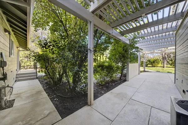 $875,000 | 9509 Quarter Horse Lane, Palo Cedro, CA 96073