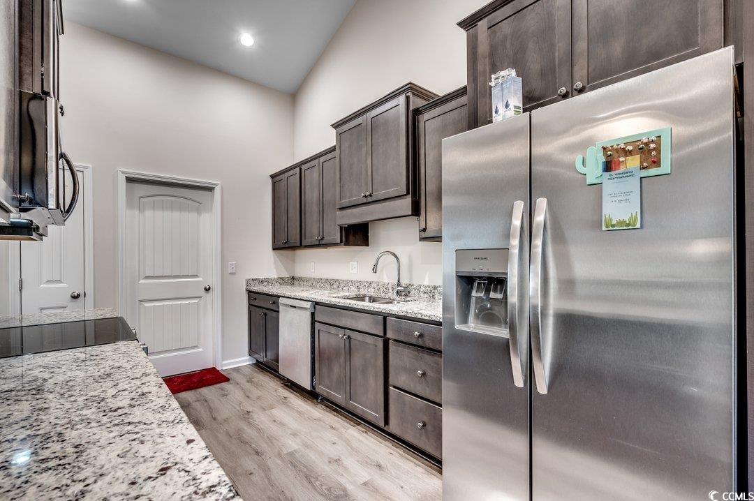 477 Cane Branch Road Loris, SC 29569 - Photo 10 of 27 Kitchen with sink, appliances with stainless steel