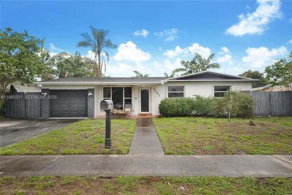 $469,990 | 7101 Taylor Street, Hollywood, FL 33024