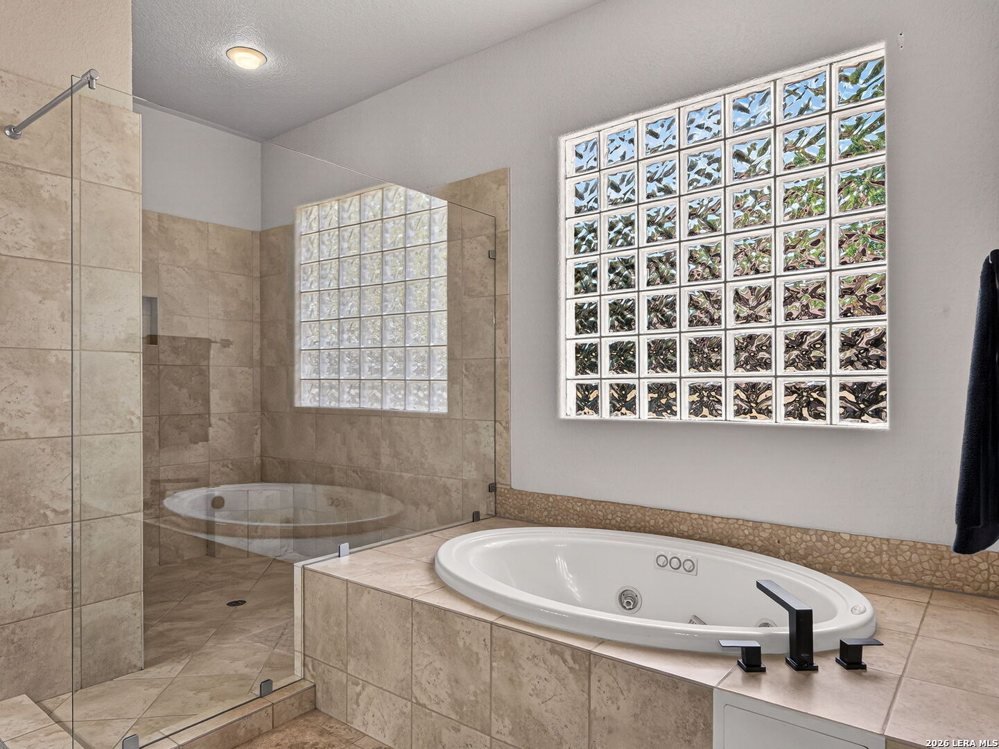 24511 Bogey Ridge San Antonio, TX 78258 - Photo 20 of 39