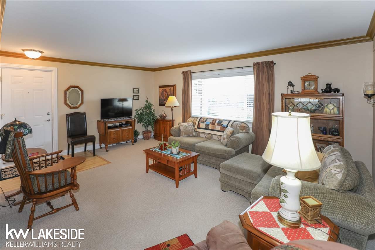 2309 Walton Boulevard, Unit 31 Rochester Hills, MI 48309 - Photo 4 of 23