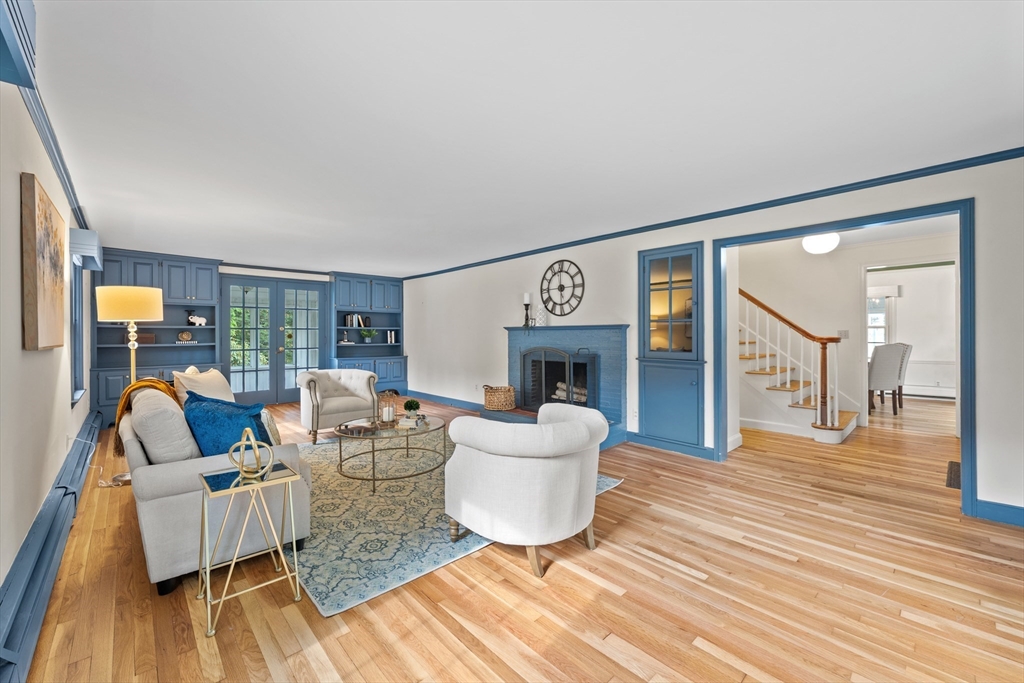 141 Lovell Road Holden, MA 01520 - Photo 3 of 42 Gallery Image 3