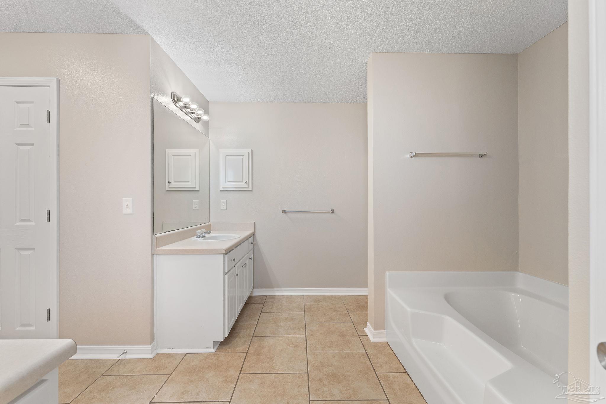 6040 Meursalt Road Milton, FL 32570 - Photo 34 of 41 Gallery Image 34