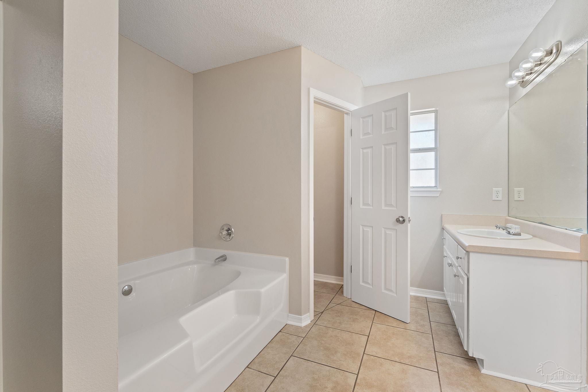 6040 Meursalt Road Milton, FL 32570 - Photo 35 of 41 Gallery Image 35