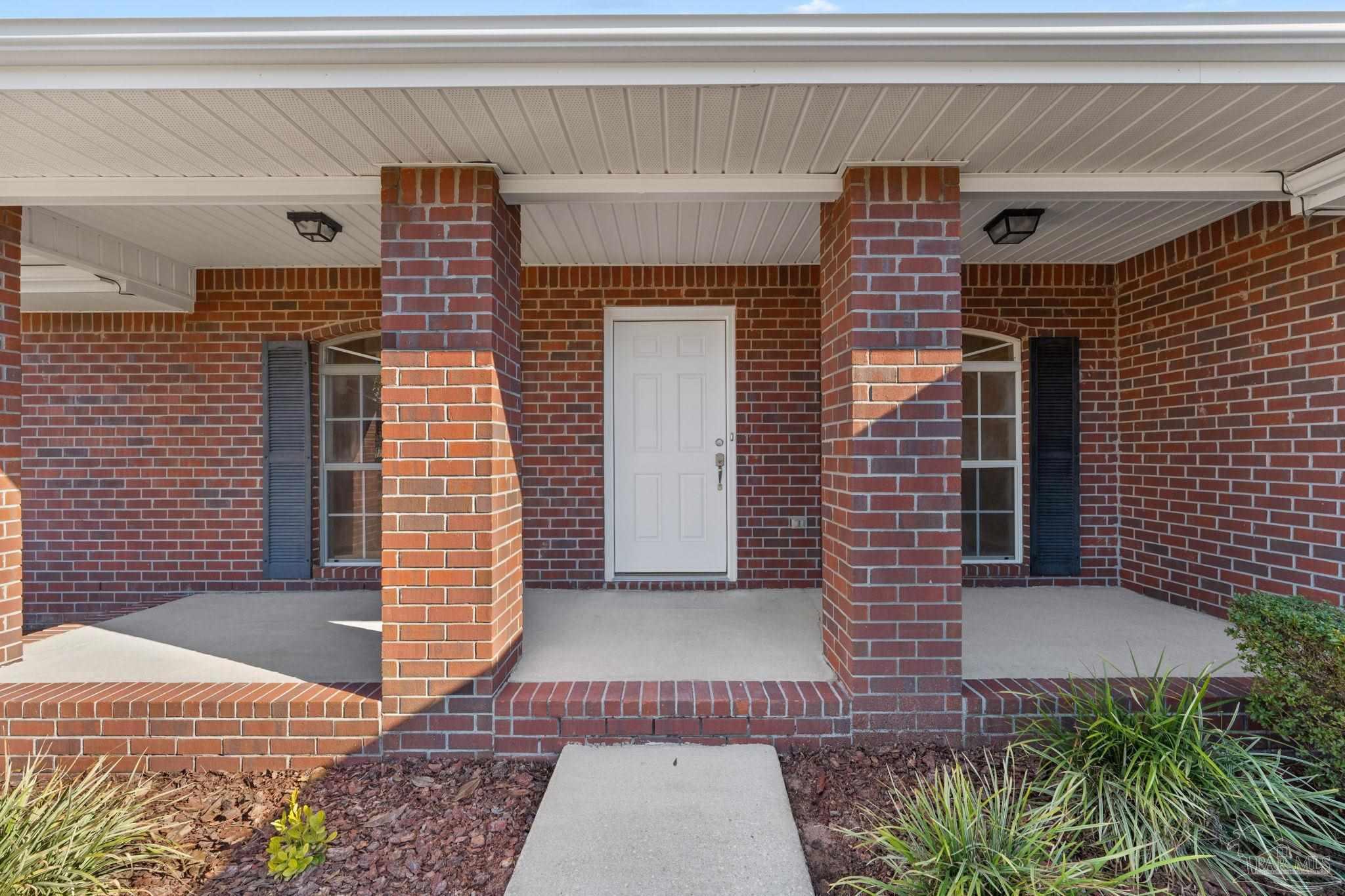 6040 Meursalt Road Milton, FL 32570 - Photo 4 of 41 Gallery Image 4
