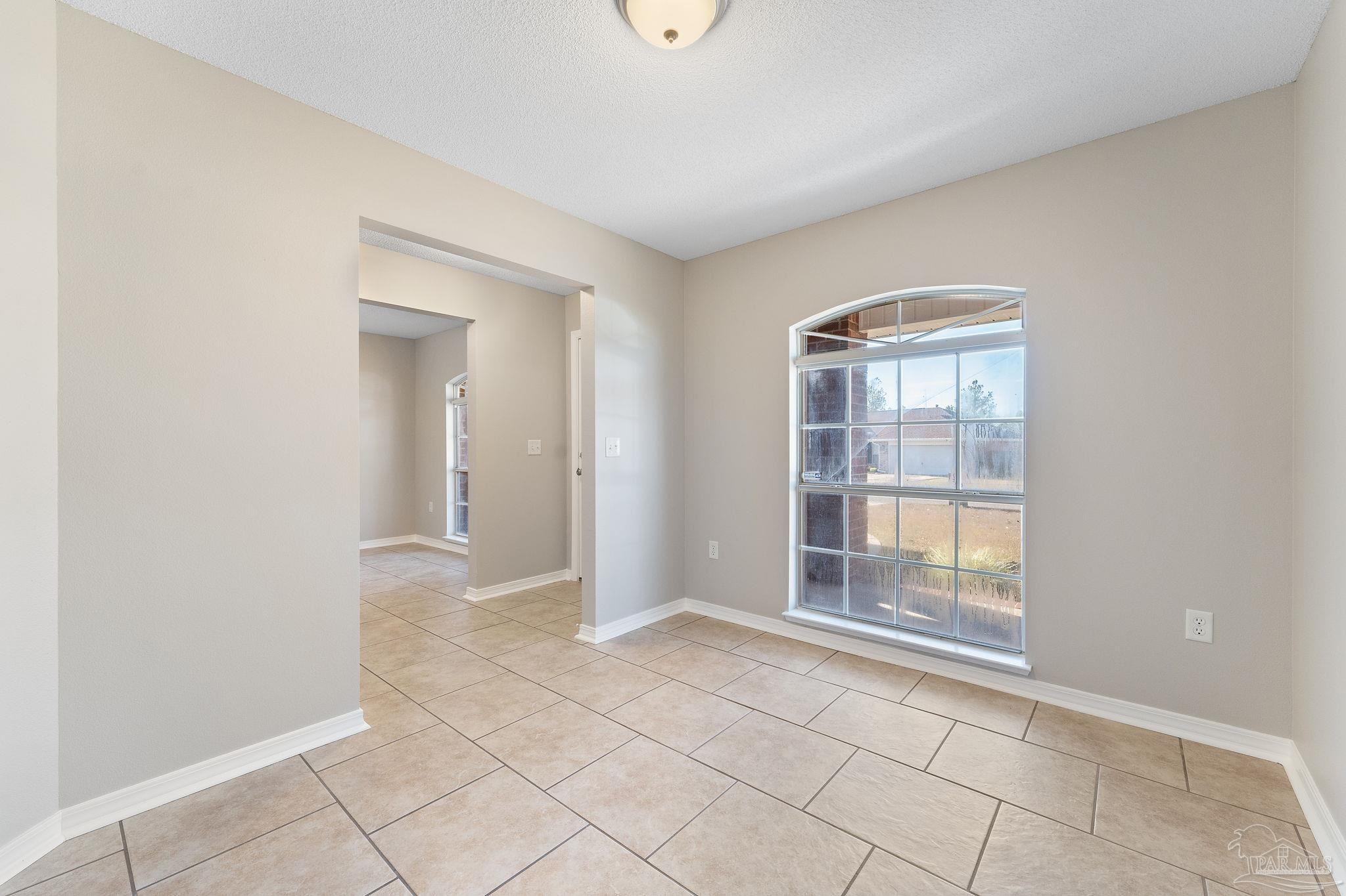 6040 Meursalt Road Milton, FL 32570 - Photo 8 of 41 Gallery Image 8
