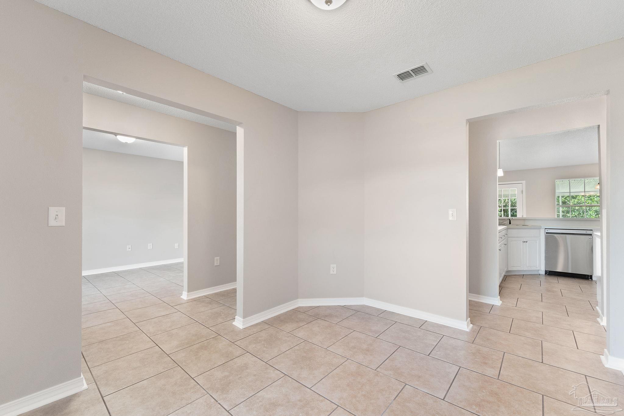 6040 Meursalt Road Milton, FL 32570 - Photo 10 of 41 Gallery Image 10