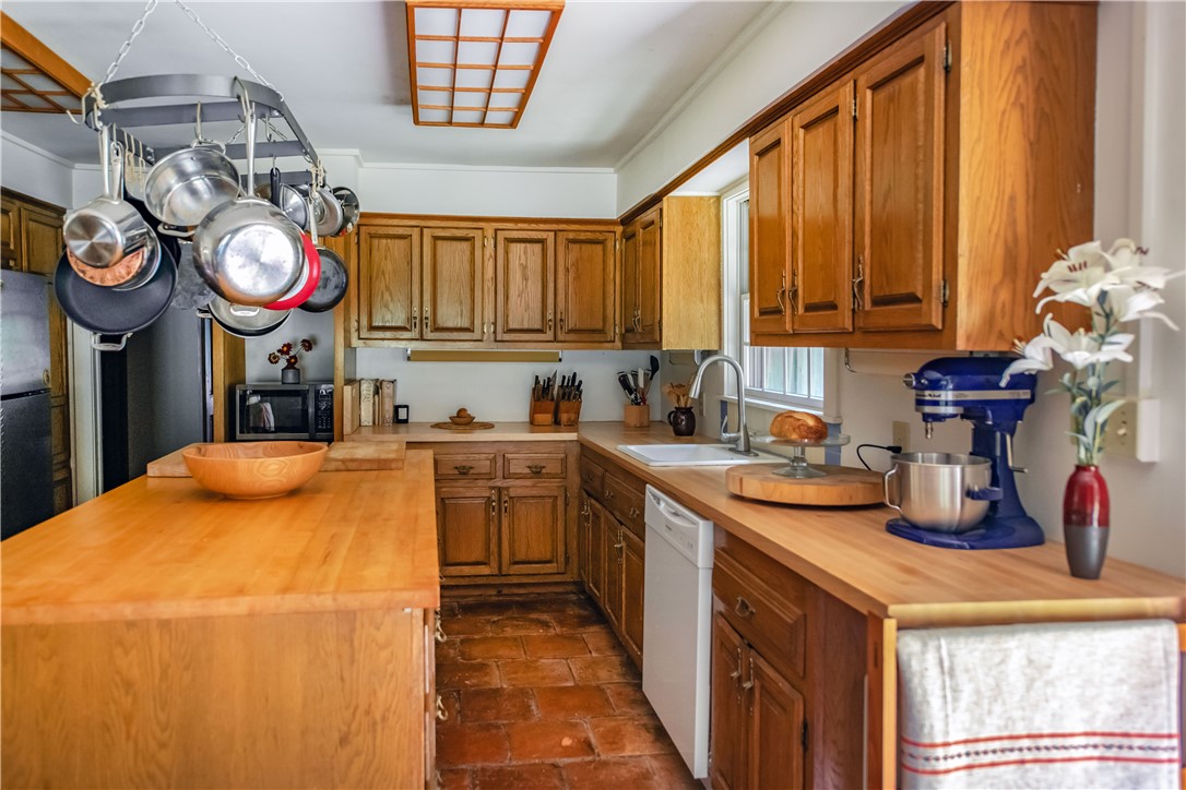 2943 Thompson Hollow Road New Kingston, NY 12459 - Photo 14 of 32