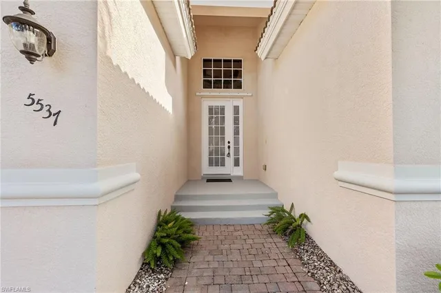 a view of a entryway of a house