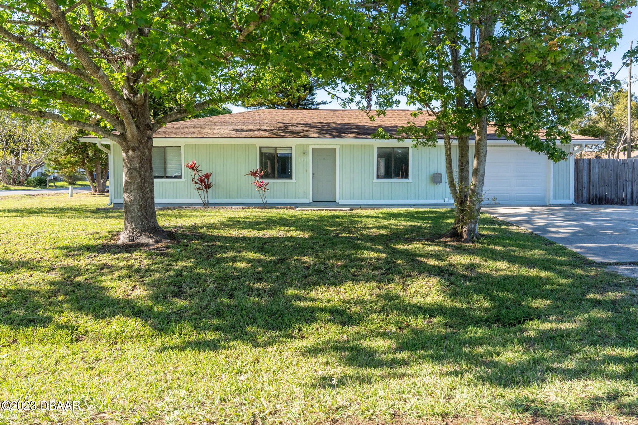 3331 Willow Oak Drive Edgewater, FL 32141 - Photo 9 of 62 DSC07723