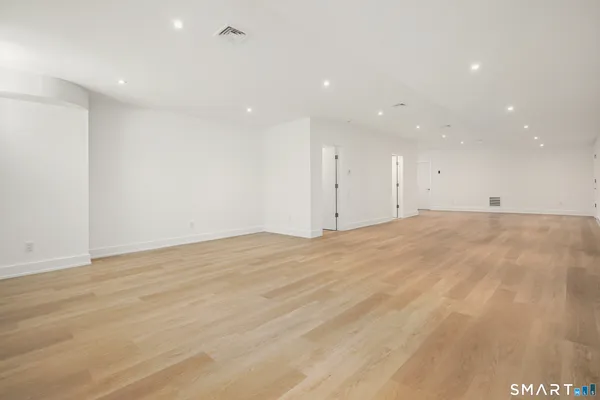 $4,750,000 | 21 Lockwood Circle, Westport, CT 06880