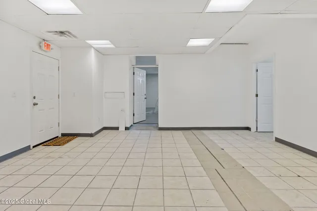 $1 | 1480 State Street, Schenectady, NY 12304