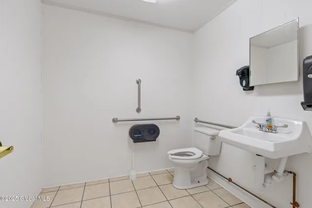 $1 | 1480 State Street, Schenectady, NY 12304