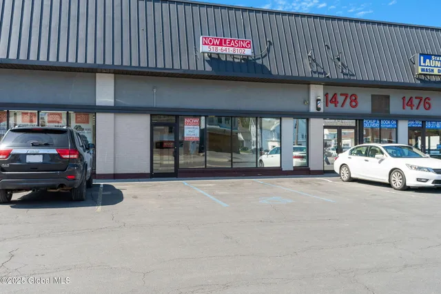 $1 | 1480 State Street, Schenectady, NY 12304