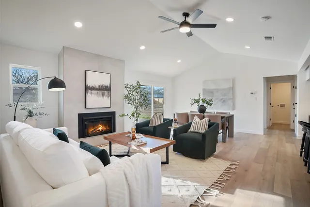 $699,000 | 5400 Salem Hill Drive, Austin, TX 78745