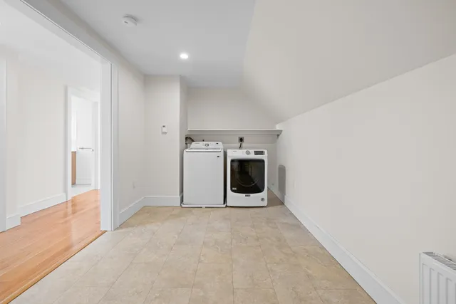 $699,000 | 38 Ozzy Lane, Hartford, VT 05001