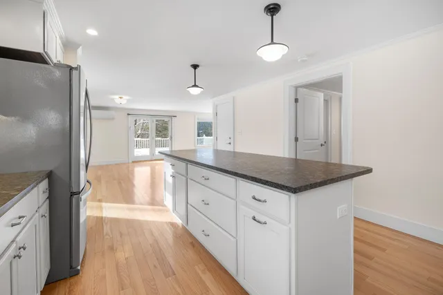 $699,000 | 38 Ozzy Lane, Hartford, VT 05001