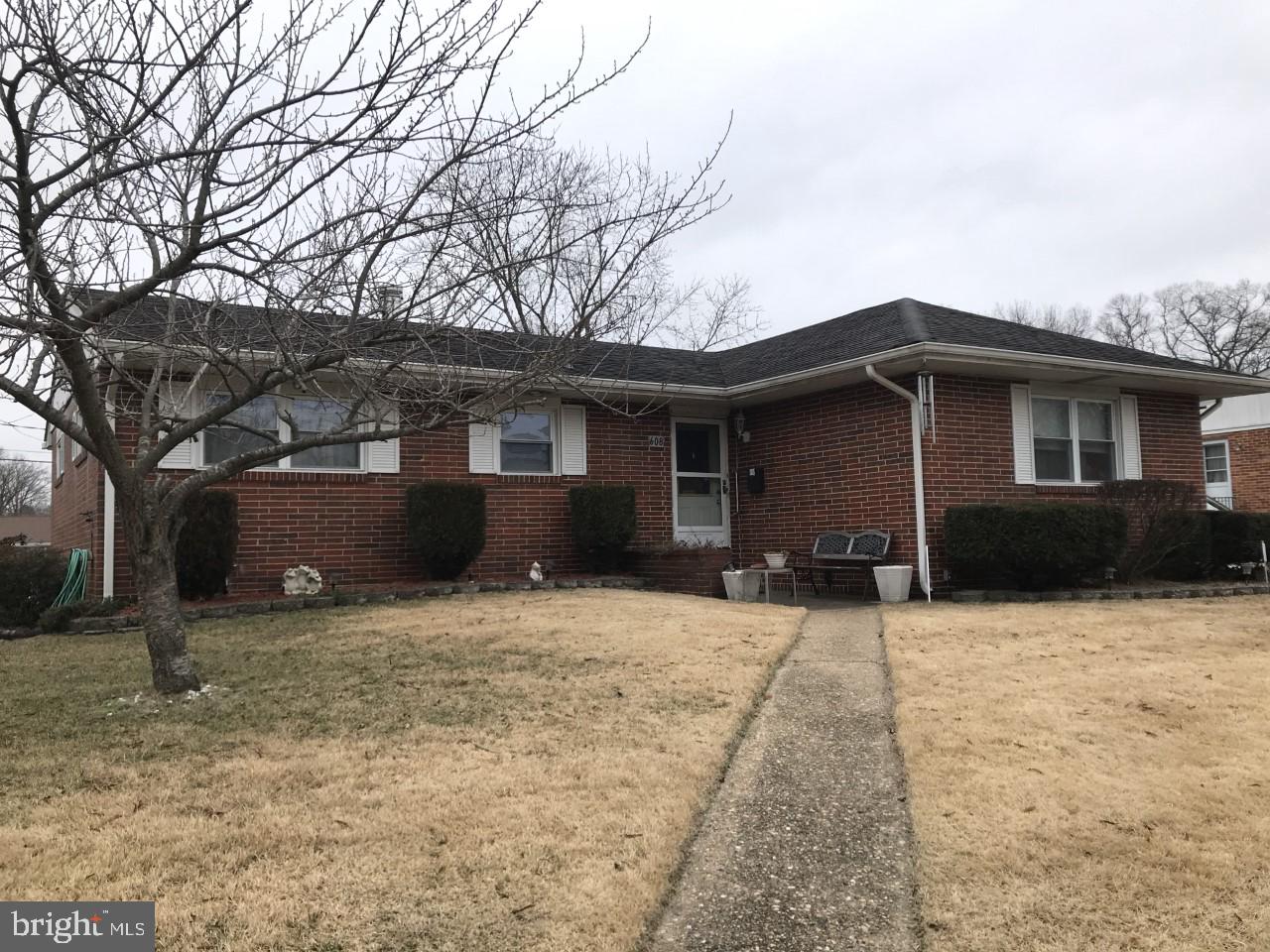 Front of House - All Brick Rancher