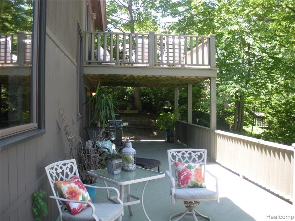 37300 Judd Road New Boston, MI 48164 - Photo 14 of 70