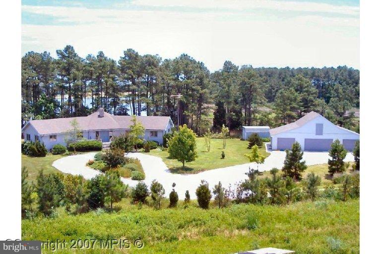 616 Hills Point Road Cambridge, MD 21613 - Photo 1 of 20 Exterior (Main)