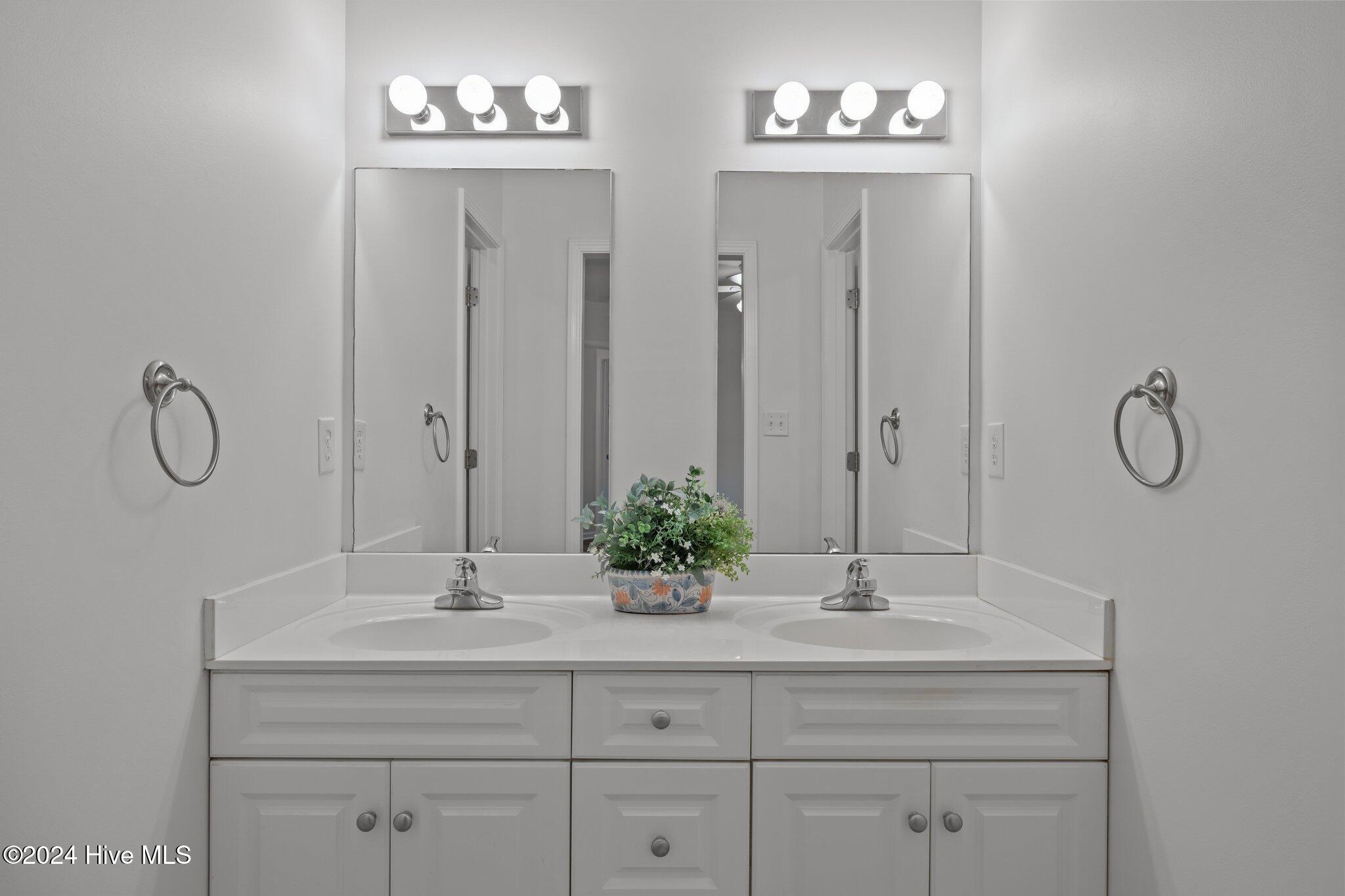 127 Fort Benjamin Road, Unit B Newport, NC 28570 - Photo 30 of 45 Master Bath with double vanities