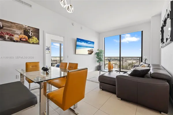 $5,500 | 5350 Northwest 84th Avenue, Unit 2013, Doral, FL 33166