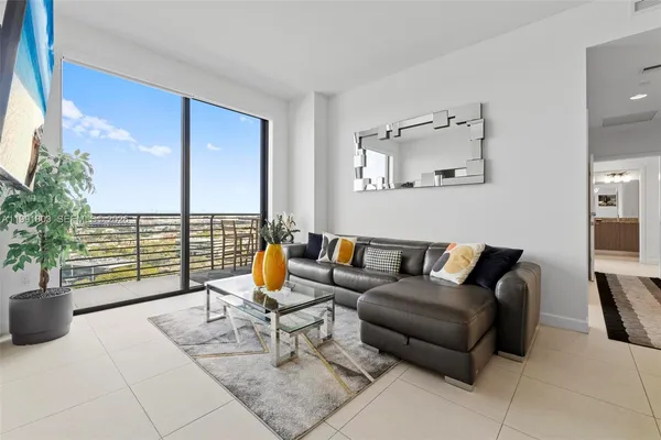 $5,500 | 5350 Northwest 84th Avenue, Unit 2013, Doral, FL 33166