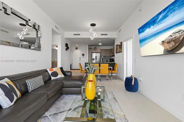 $5,500 | 5350 Northwest 84th Avenue, Unit 2013, Doral, FL 33166