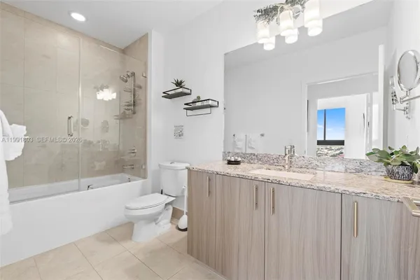 $5,500 | 5350 Northwest 84th Avenue, Unit 2013, Doral, FL 33166