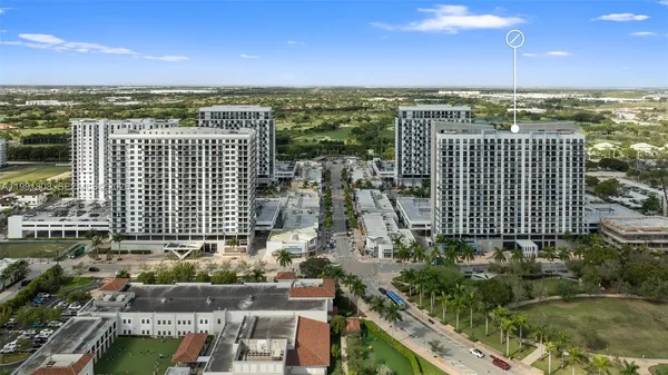 $5,500 | 5350 Northwest 84th Avenue, Unit 2013, Doral, FL 33166