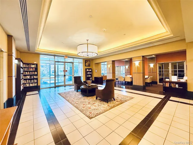 $470,000 | 300 Mamaroneck Avenue, Unit 617, White Plains, NY 10605