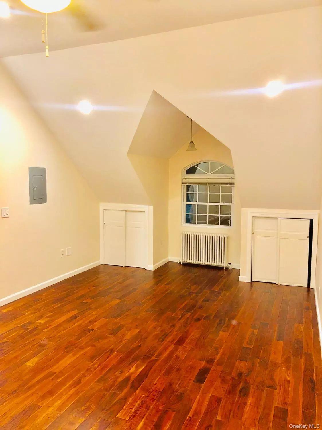 27 Westview Avenue Rye Brook, NY 10573 - Photo 16 of 21