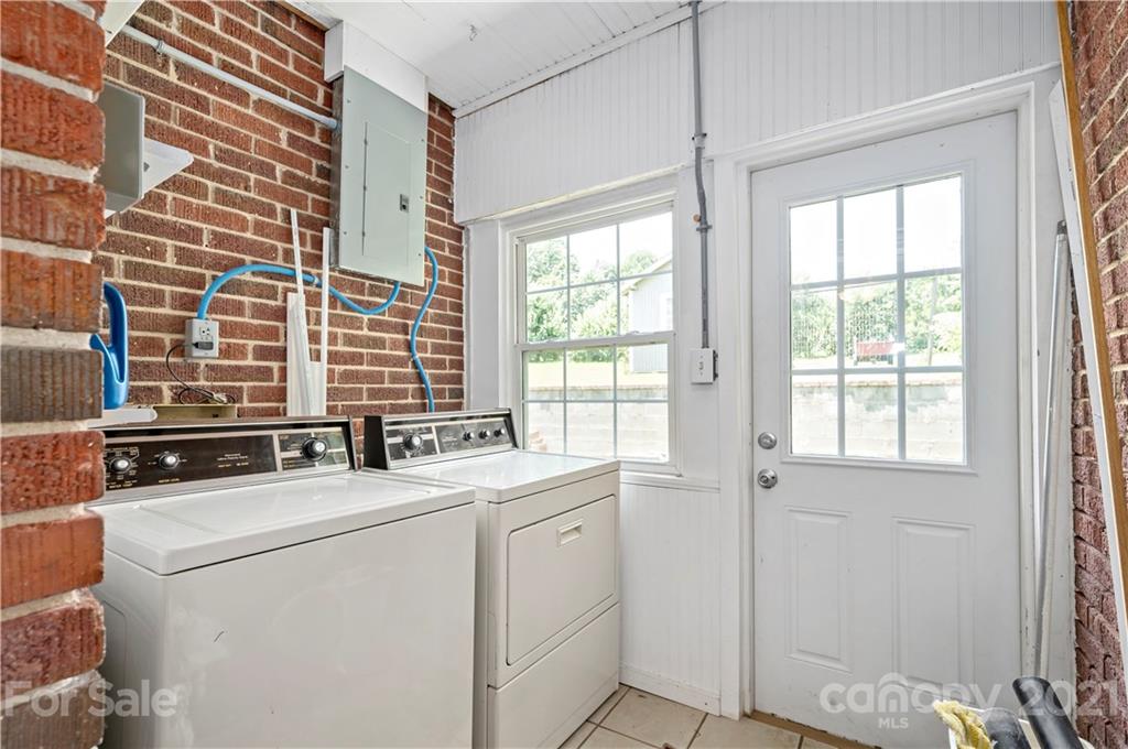 950 Staton Road Flat Rock, NC 28731 - Photo 22 of 29 Gallery Image 22