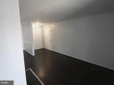 $1,950 | 18131 Chalet Drive, Unit 24301, Germantown, MD 20874